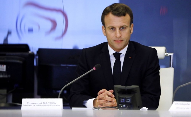 Macron'dan flaş sarı yelekliler kararı