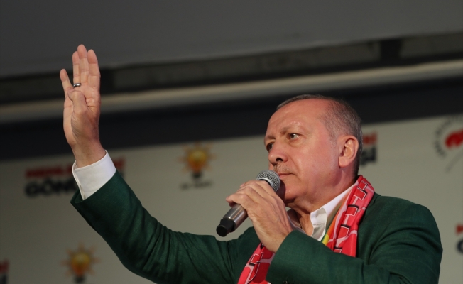 'Erdoğan kendisine çıkış arıyor'