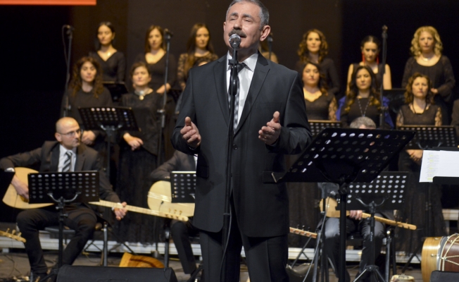 Âşık Veysel, 46. ölüm yıldönümünde Maltepe’de anıldı