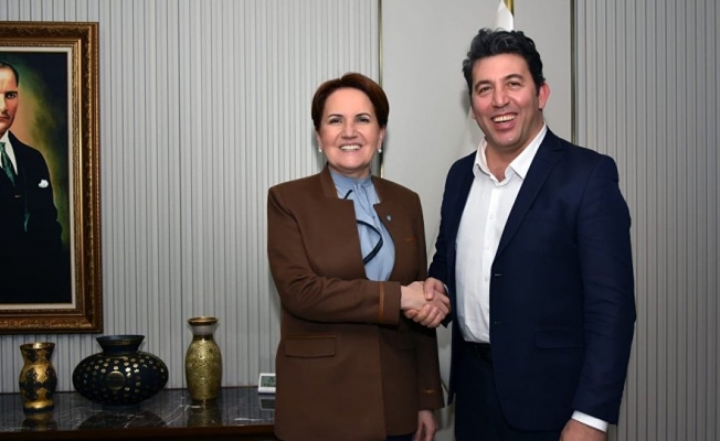 İYİ Parti adayı Kınay: Belediyenin tiyatroya zerre katkısı olmadı