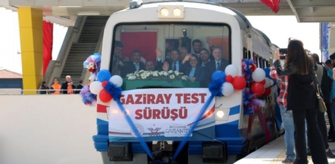 'Şeyin trene baktığı gibi bakıyorlar' demişti: Özür diledi