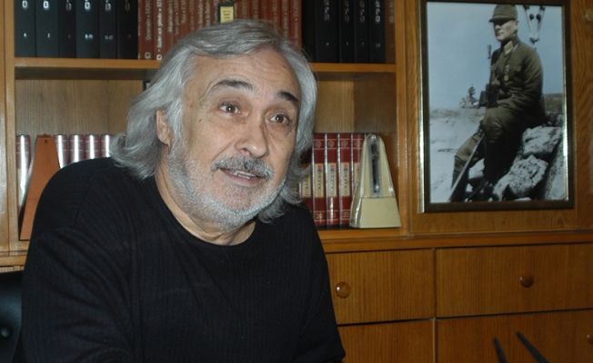 Müjdat Gezen'den yeni kitap müjdesi