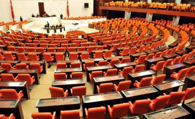 Meclis bunu da gördü: İçeride yatıyorlar mı?