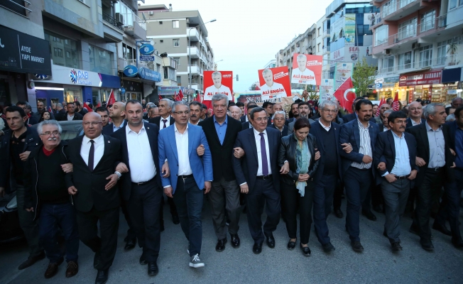 Narlıdere'de 10 bin kişilik bahar yürüyüşü
