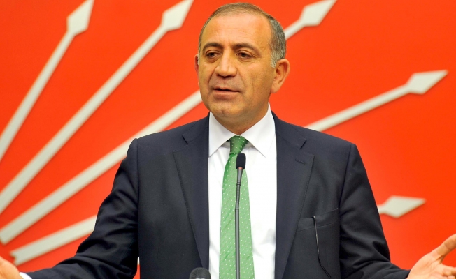 Gürsel Tekin: Türk vatandaşları hapishanelere atılıyor, yetimhanelere konuluyor!