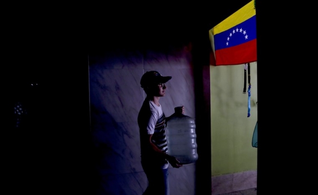 Venezuela'da üçüncü kez elektrikler kesildi
