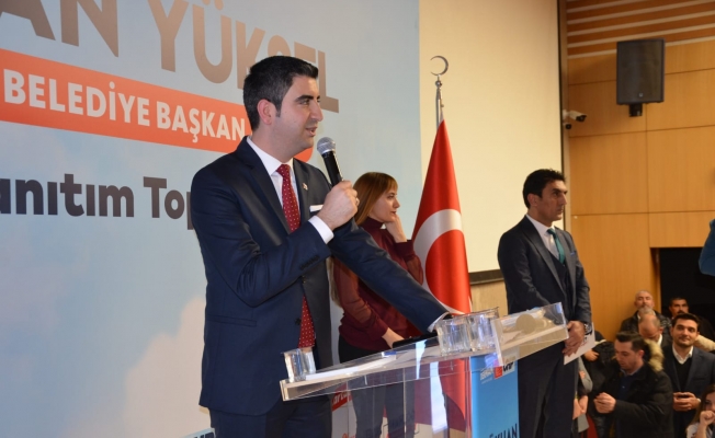 Gökhan Yüksel, 31 Mart seçimleri öncesi Kartal'a şiirle seslendi