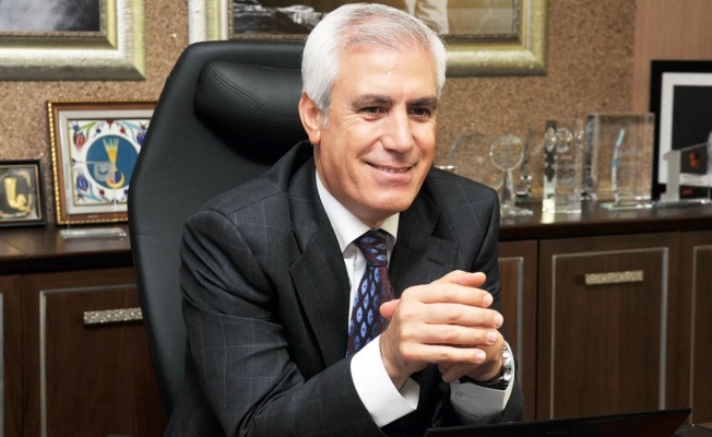 Akıllara zarar montaj: CHP’li aday kumarhanede