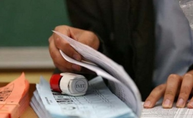 Yurttaşlar açık oy kullanmaya mı zorlandı?