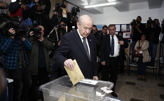 Bahçeli'den 'İlk kez MHP dışında bir partiye mi oy verdiniz?' sorusuna yanıt
