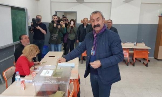 'Komünist Başkan' 20 dakika bekledi!