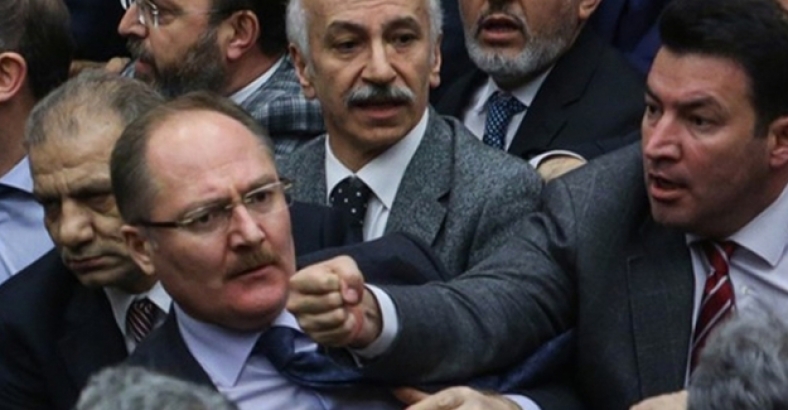 AKP-MHP ne kadar fire verdi