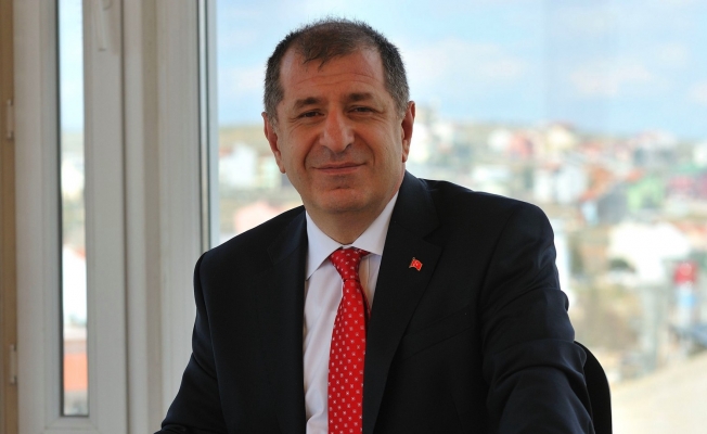 İYİ Parti'li Ümit Özdağ istifa etti!