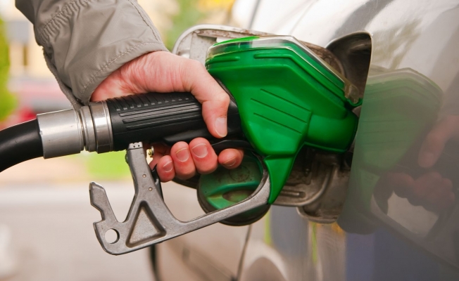 Benzine bir zam daha geldi