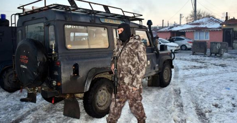 350 polisle uyuşturucu operasyonu: 21 gözaltı