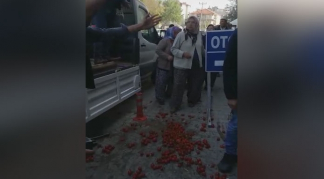 MHP'li başkan oy alamadığı pazarcıları kovdu!