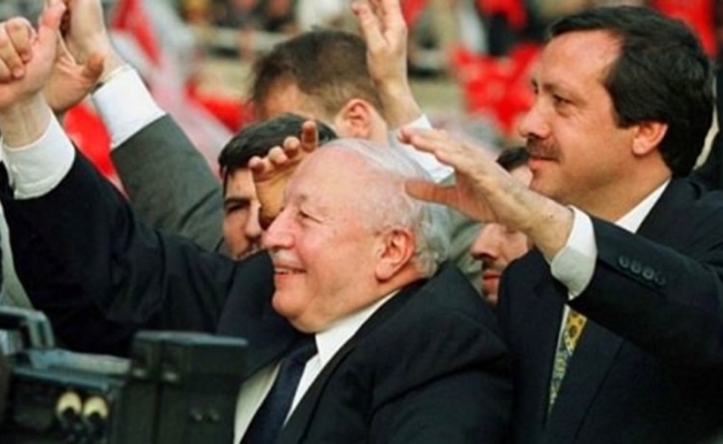 Can Ataklı: Erdoğan kendi geçmişini unutuyor