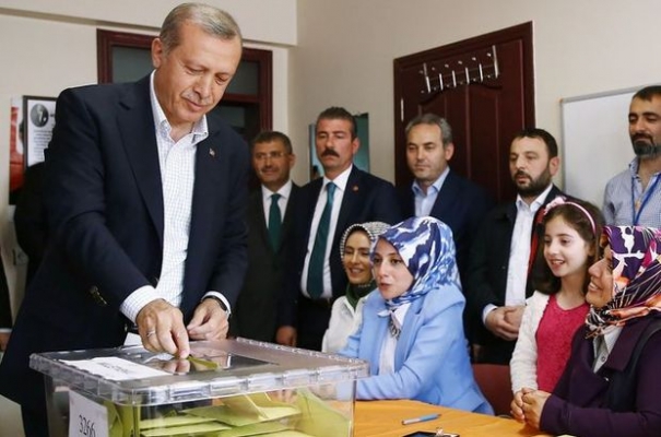 Selvi: 31 Mart'ta Cumhur İttifakı'nın yüzde 52’si de sandık darbesi mi?