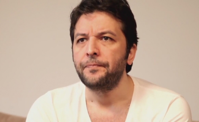 Özcan Deniz ve Aslı Enver sahneye çıktı, Nihat Doğan küfür etti!