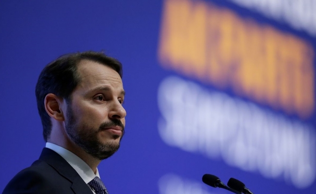Ünlü ekonomi yazarı Albayrak'la dalga geçti: Reform bunun neresinde?