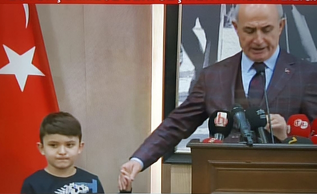 Büyükçekmece'de AKP'nin kirli oyunu: 10 yaşındaki çocuğa 'seçmen misin' sorgusu!