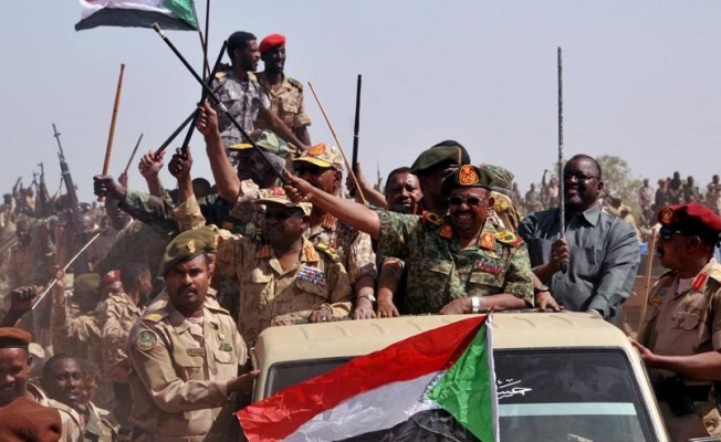 Sudan Devlet Başkanı El Beşir tutuklandı