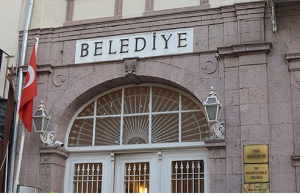 Kayyumlu belediye 347 milyon lira borç bıraktı!