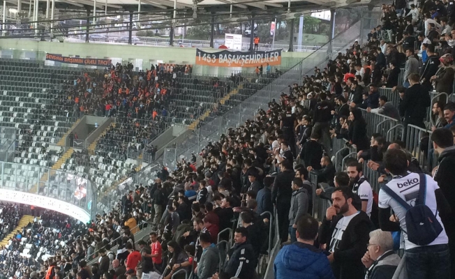 Beşiktaşlı taraftarlardan İmamoğlu'na destek