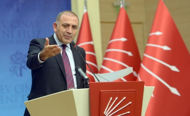 CHP'li Tekin'den Büyükçekmece tepkisi: Size FETÖ'cüler öğretmiş ama beceriksizsiniz