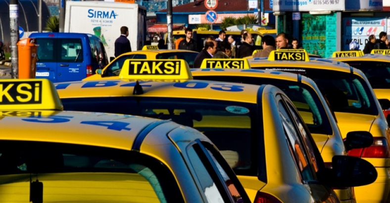 14 taksici tutuklandı; Yolculara hemen polisi arayın uyarısı