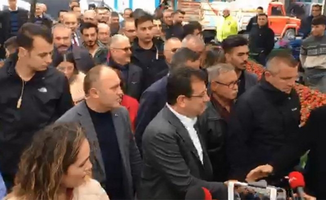 İmamoğlu semt pazarına indi, 'pahalılık' şikayetine 'ücretsiz' müjdesi verdi