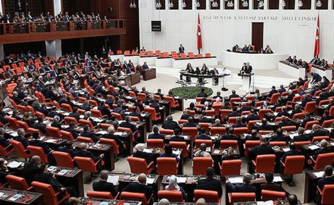 Kulis: Ayda 23 milyon harcayan Meclis kapatılacak mı?