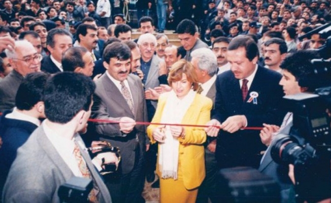 Abdullah Gül’den yıllar sonra FETÖ itirafı!