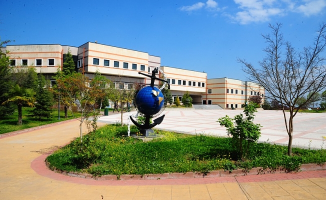 Kocaeli Üniversitesi öğrencileri 'bahar şenliği' istiyor