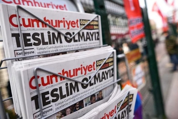 Cumhuriyet çalışanları cezaevine girecek!
