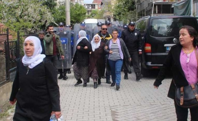 Gebze'de nöbet tutmak isteyen anneleri darp eden polisler hakkında soruşturma başlatıldı