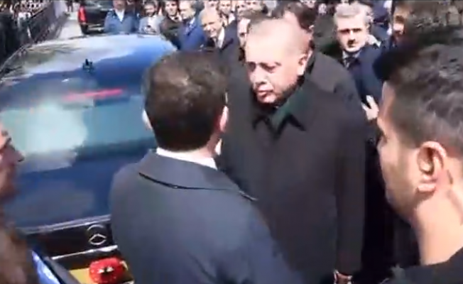 Erdoğan ve İmamoğlu cenaze sonrası böyle tokalaşmış