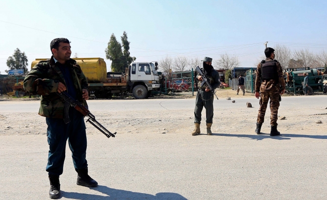 Afganistan'da bakanlık binasına saldırı: Ölü ve yaralılar var