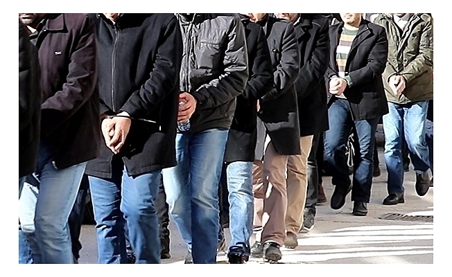 Kara Kuvvetleri'ne operasyon: 50 astsubay için yakalama kararı!