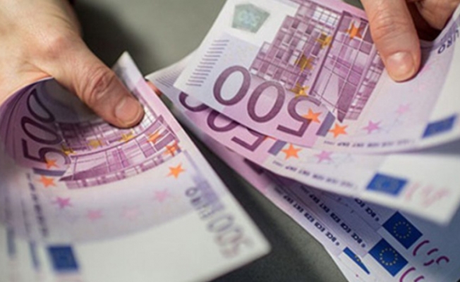 500 euro tarih oluyor