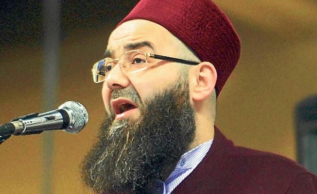 Cübbeli Ahmet 'Yakın bu evi' diyen saldırganları böyle savundu!