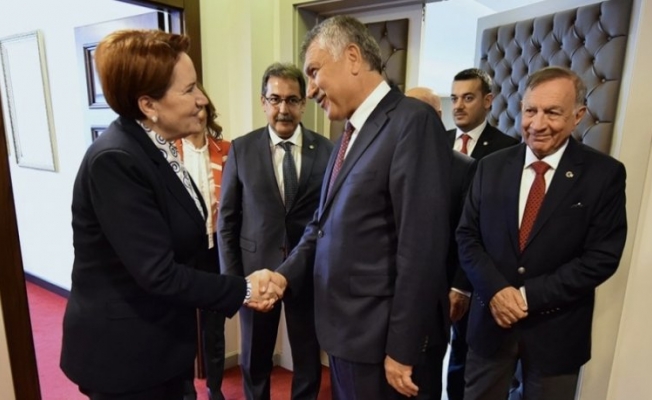 Zeydan Karalar'dan Meral Akşener'e ziyaret