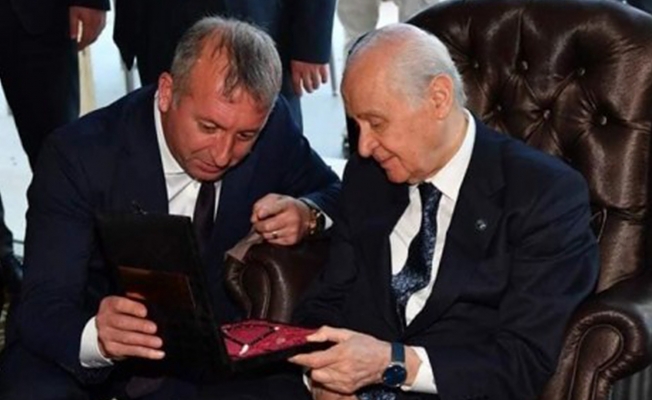 Bahçeli'ye tepki çekecek hediye: Hayvan parçaları kullanıldı