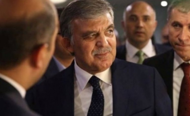 Ahmet Takan: AKP içinde 'yeni parti' tasfiyeleri yapılacak