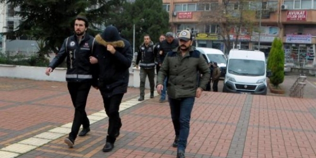 Kaçakçılıktan yakalanan emniyet müdürüne tahliye