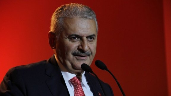 AKP'de ilk yoklamada Binali Yıldırım öne çıktı