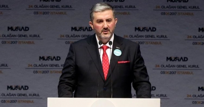 MÜSİAD Başkanı Kaan'dan tepki çeken açıklama: Ayaklarının üzerinde duran bir hanımefendi...