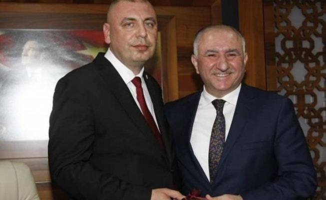 AKP’li başkandan AKP’li başkana dev borç