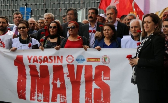 1 Mayıs 1977'de katledilenler Kazancı Yokuşu'nda anıldı