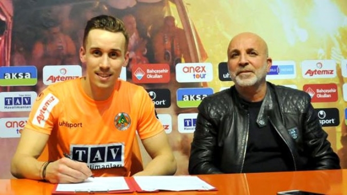 Alanyaspor’dan acı haber